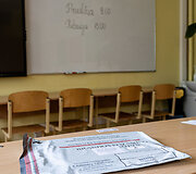 Abiturientai laiko valstybinį matematikos egzaminą