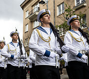 Pagarbos eisena Vilniuje nuo Nepriklausomybės aik&scaron;tės iki Aukų gatvės, okupacijos, genocido ir sovietmečio represijų aukų pagerbimo ceremonija prie paminklų politiniams kaliniams ir tremtiniams