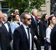 Pagarbos eisena Vilniuje nuo Nepriklausomybės aik&scaron;tės iki Aukų gatvės, okupacijos, genocido ir sovietmečio represijų aukų pagerbimo ceremonija prie paminklų politiniams kaliniams ir tremtiniams