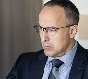 Neblaivaus automobilį vairavusio žurnalisto V. Laučiaus bylos nagrinėjimas