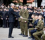 Generolo Jono Žemaičio Lietuvos karo akademijos absolventams &ndash; pirmojo karininko &ndash; leitenanto &ndash; laipsnio suteikimas S. Daukanto aik&scaron;tėje