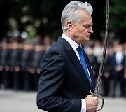Generolo Jono Žemaičio Lietuvos karo akademijos absolventams &ndash; pirmojo karininko &ndash; leitenanto &ndash; laipsnio suteikimas S. Daukanto aik&scaron;tėje
