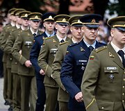 Generolo Jono Žemaičio Lietuvos karo akademijos absolventams &ndash; pirmojo karininko &ndash; leitenanto &ndash; laipsnio suteikimas S. Daukanto aik&scaron;tėje