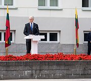 Generolo Jono Žemaičio Lietuvos karo akademijos absolventams &ndash; pirmojo karininko &ndash; leitenanto &ndash; laipsnio suteikimas S. Daukanto aik&scaron;tėje