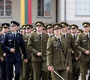 Generolo Jono Žemaičio Lietuvos karo akademijos absolventams &ndash; pirmojo karininko &ndash; leitenanto &ndash; laipsnio suteikimas S. Daukanto aik&scaron;tėje