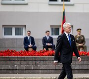 Generolo Jono Žemaičio Lietuvos karo akademijos absolventams &ndash; pirmojo karininko &ndash; leitenanto &ndash; laipsnio suteikimas S. Daukanto aik&scaron;tėje