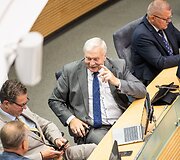 Neeilinė Seimo sesija dėl prezidento vetuoto &Scaron;vietimo įstatymo, numatančio reikalavimus de&scaron;imtokams įgyti pagrindinį i&scaron;silavinimą 