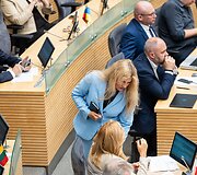 Neeilinė Seimo sesija dėl prezidento vetuoto &Scaron;vietimo įstatymo, numatančio reikalavimus de&scaron;imtokams įgyti pagrindinį i&scaron;silavinimą 