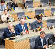 Neeilinė Seimo sesija dėl prezidento vetuoto &Scaron;vietimo įstatymo, numatančio reikalavimus de&scaron;imtokams įgyti pagrindinį i&scaron;silavinimą 