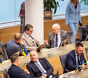 Neeilinė Seimo sesija dėl prezidento vetuoto &Scaron;vietimo įstatymo, numatančio reikalavimus de&scaron;imtokams įgyti pagrindinį i&scaron;silavinimą 