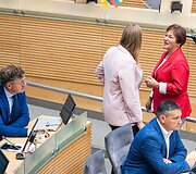 Neeilinė Seimo sesija dėl prezidento vetuoto &Scaron;vietimo įstatymo, numatančio reikalavimus de&scaron;imtokams įgyti pagrindinį i&scaron;silavinimą 