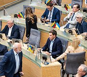 Neeilinė Seimo sesija dėl prezidento vetuoto &Scaron;vietimo įstatymo, numatančio reikalavimus de&scaron;imtokams įgyti pagrindinį i&scaron;silavinimą 