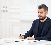 Lietuvos organizacijų įsipareigojimų visuotinei gynybai chartijos pasira&scaron;ymo ceremonija