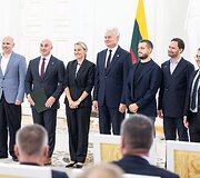 Lietuvos organizacijų įsipareigojimų visuotinei gynybai chartijos pasira&scaron;ymo ceremonija