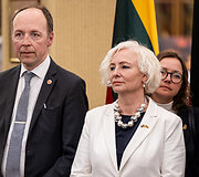 Jussi Halla-aho, Daiga Mierina