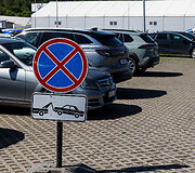 Automobilių parkavimas aplink Litexpo parodų rūmus