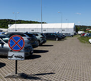 Automobilių parkavimas aplink Litexpo parodų rūmus