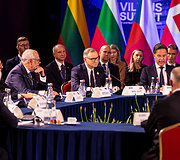 Bukare&scaron;to devintuko ir &Scaron;iaurės &scaron;alių vadovų susitikimas
