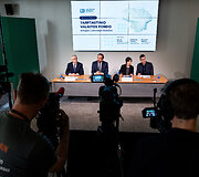 Rimantas &Scaron;adžius, Gediminas &Scaron;imkus, Kazuko Shirono