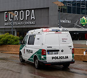 Vilniaus prekybos centre &bdquo;Europa&ldquo; peiliu ginkluotas vyras sužalojo žmogų
