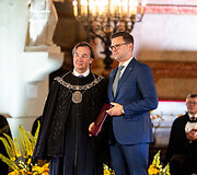 VU atminties diplomų įteikimo ceremonija