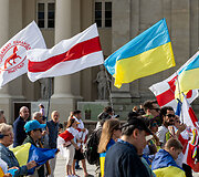 148-asis solidarumo su Ukraina mitingas Katedros aik&scaron;tėje