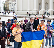 148-asis solidarumo su Ukraina mitingas Katedros aik&scaron;tėje