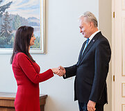 Inga Ruginienė, Gitanas Nausėda