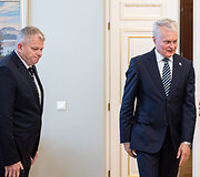 Andrius Palionis, Gitanas Nausėda