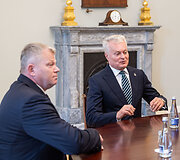Gitanas Nausėda