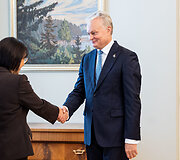Gitanas Nausėda