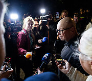 I&scaron; Baltarusijos nelaisvės i&scaron;vaduoti žmonės prie JAV ambasados Vilniuje
