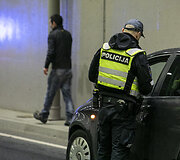 Spalio 22-osios naktinis policijos reidas