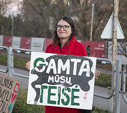 &bdquo;Fridays for future&ldquo; akcija prie&scaron; medžių kirtimą