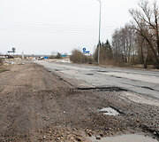 Duobės ant kelio Mai&scaron;iagaloje