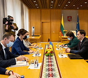 Viktorija Čmilytė-Nielsen susitiko su Ukrainos ambasadoriumi Petro Be&scaron;ta
