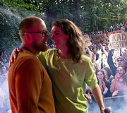 Netikėtos pir&scaron;lybos G&G Sindikato koncerto metu