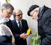 Vytautas Landsbergis sveikinamas 90-ojo jubiliejaus proga 