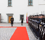 Oficiali Lenkijos kariuomenės Generalinio &scaron;tabo vir&scaron;ininko generolo Rajmund T. Andrzejczak pasitikimo ceremonija