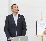 Artūras Zuokas