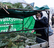 Akcija &bdquo;Parsine&scaron;k Kalėdas į savo namus&ldquo;