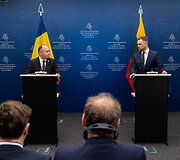 Gabrieliaus Landsbergio ir Rumunijos užsienio reikalų ministro Bogdano Aurescu spaudos konferencija