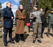 Hans Leijtens, Agnė Bilotaitė, Rustamas Liubajevas