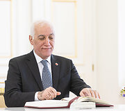 Vaagnas Chačaturianas