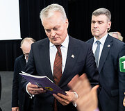 Lietuvi&scaron;kos &bdquo;Au&scaron;ros&ldquo; i&scaron;leidimo pristatymas Knygų mugėje