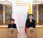 Elžbieta Witek, Viktorija Čmilytė-Nielsen