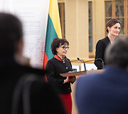 Elžbieta Witek, Viktorija Čmilytė-Nielsen