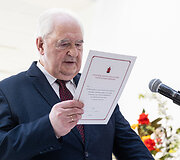Aleksas Varna