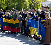 I&scaron;kilminga Europos Sąjungos vėliavos pakėlimo ceremonija Luki&scaron;kių aik&scaron;tėje