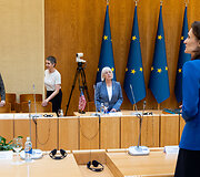 Seimo pirmininkė Viktorija Čmilytė-Nielsen susitiko su JAV Senato delegacija